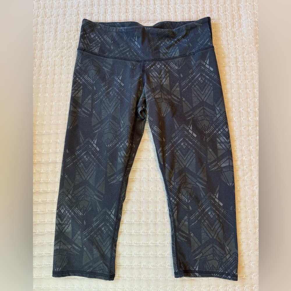 Alo Yoga Aztec High Waisted‎ Print Black Grey Active, Yoga, Gym, Leggings Size S